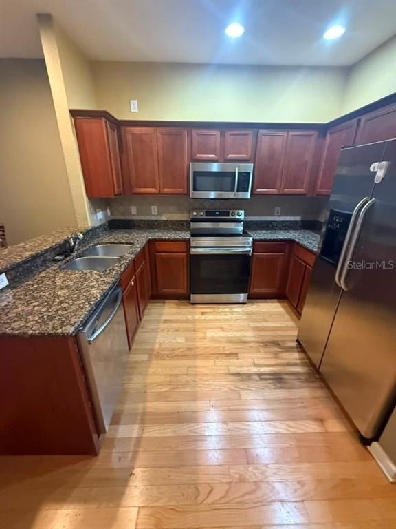 3069 Ashland Lane N - Photo 4