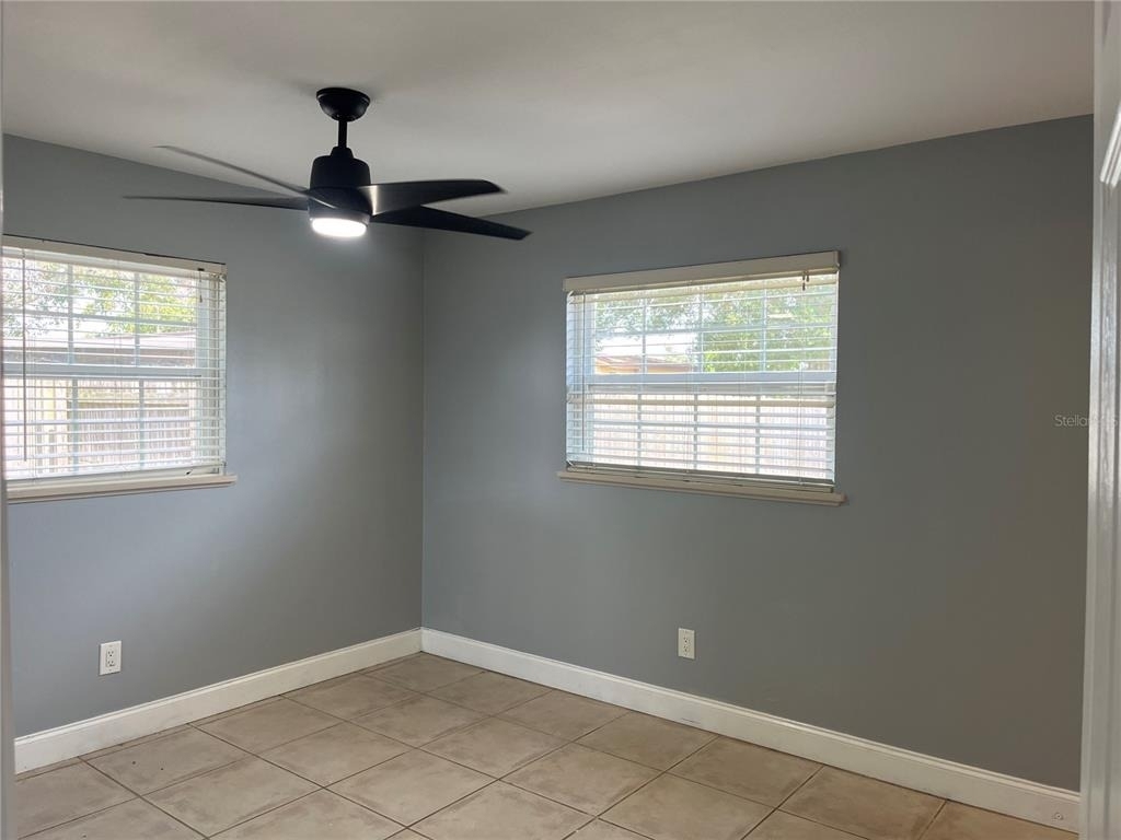 375 Carrousel Court - Photo 15