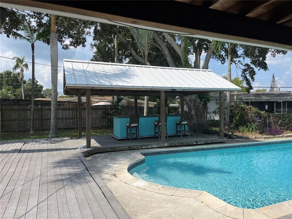 375 Carrousel Court - Photo 21