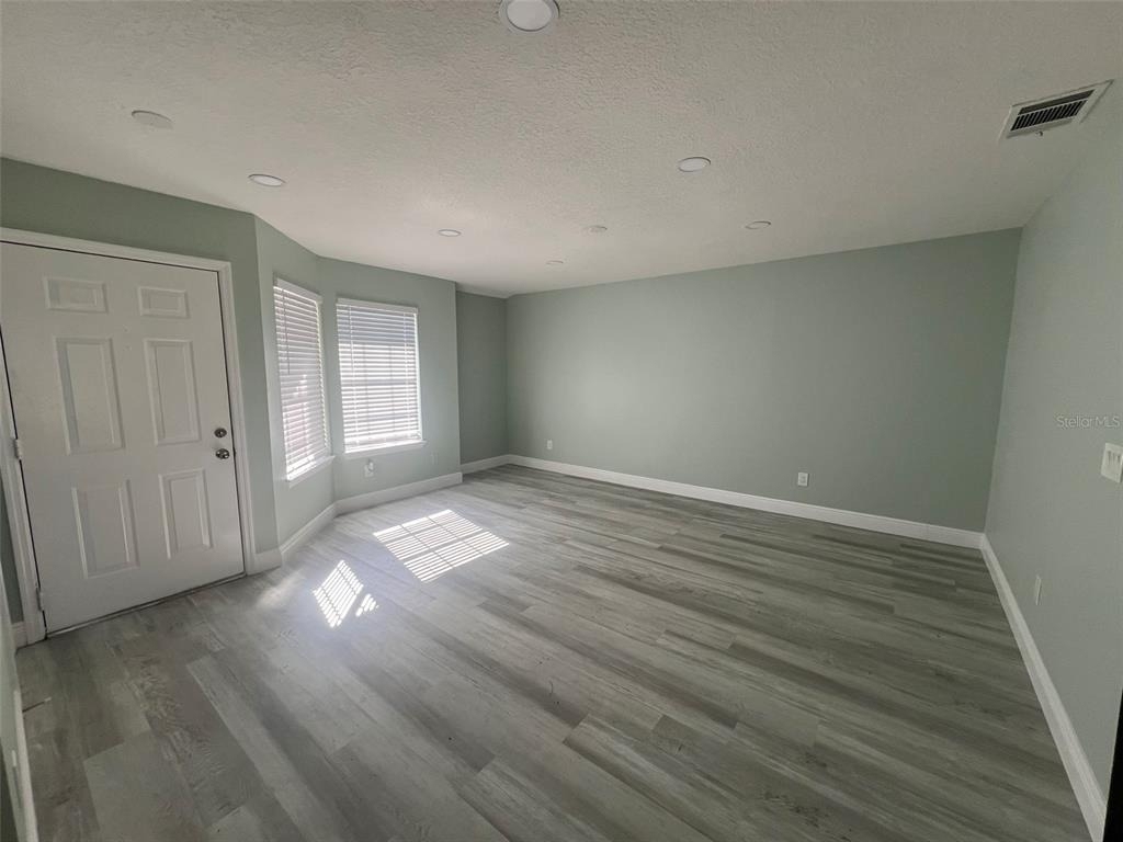 2906 Candela Court - Photo 7