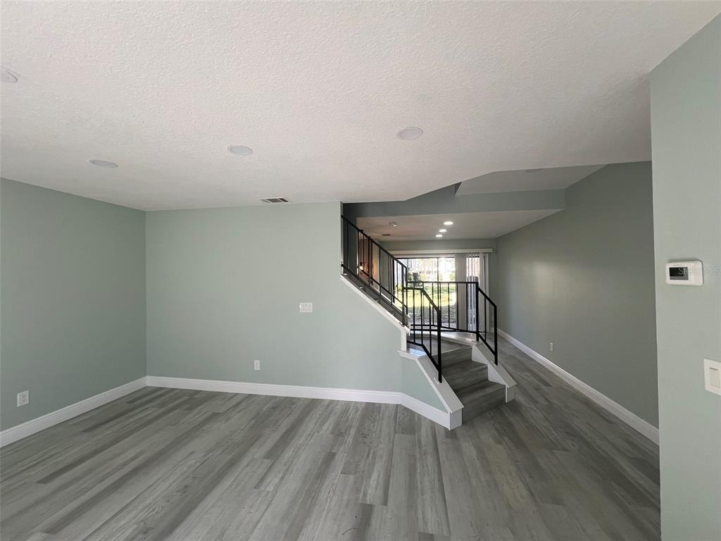 2906 Candela Court - Photo 9