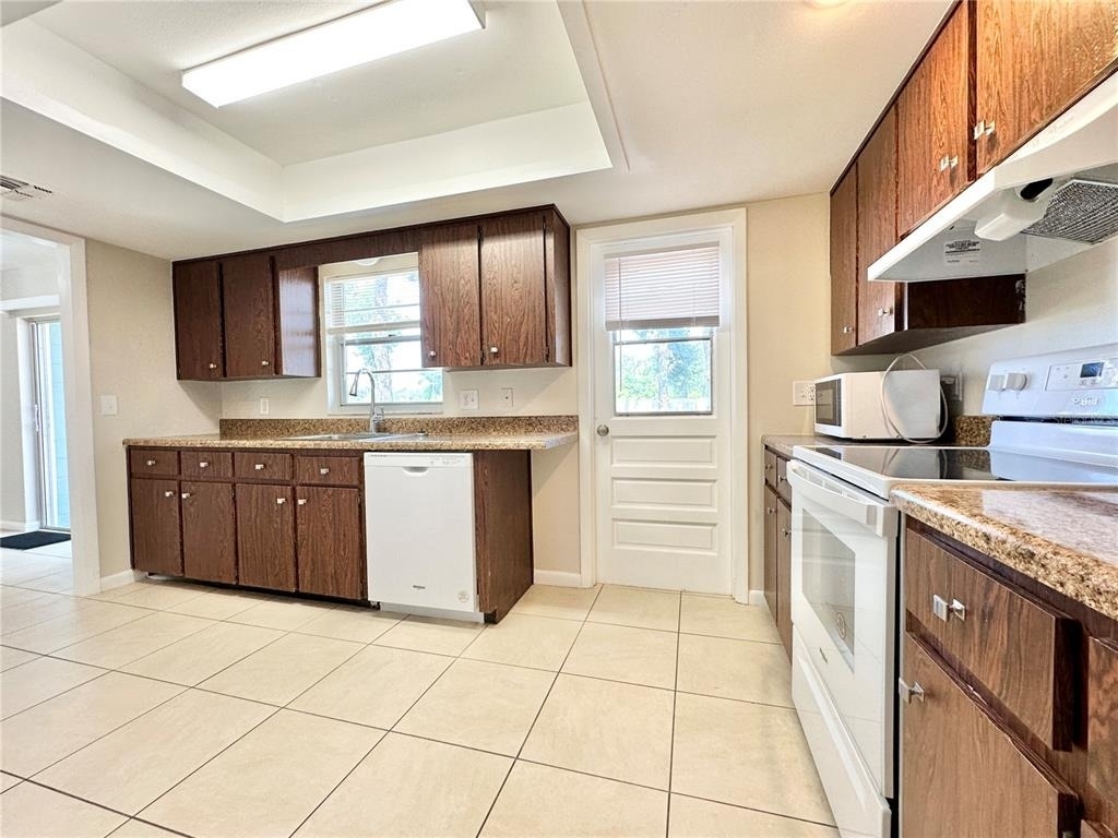132 S Bulova Drive - Photo 6