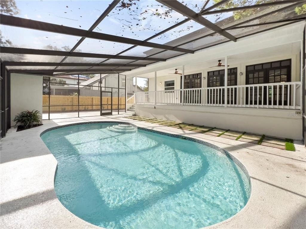 1368 Hibiscus Avenue - Photo 36