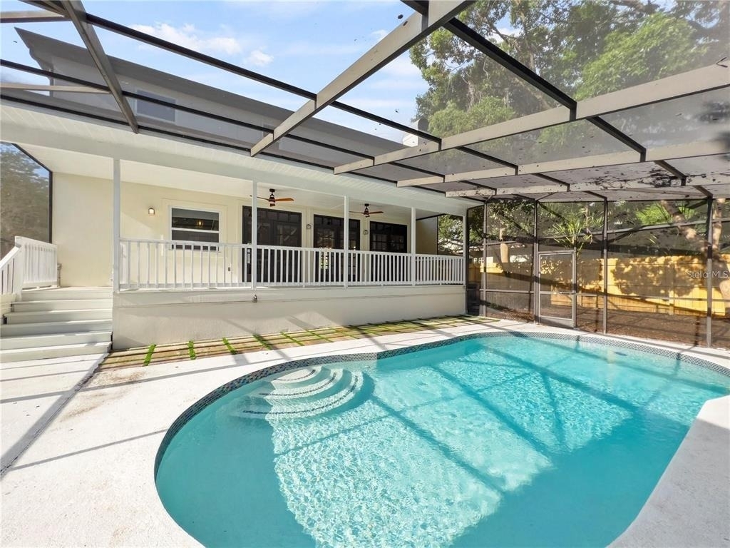 1368 Hibiscus Avenue - Photo 37