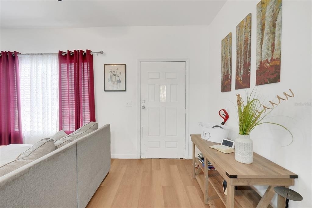 1313 4th Street Ne - Photo 2