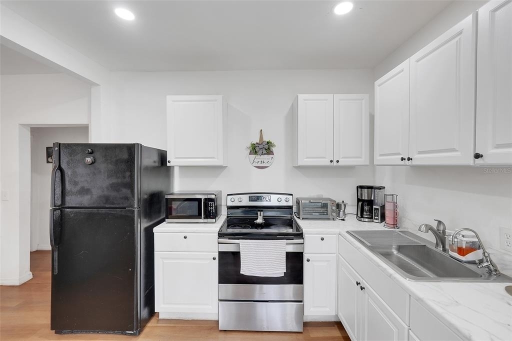 1313 4th Street Ne - Photo 8