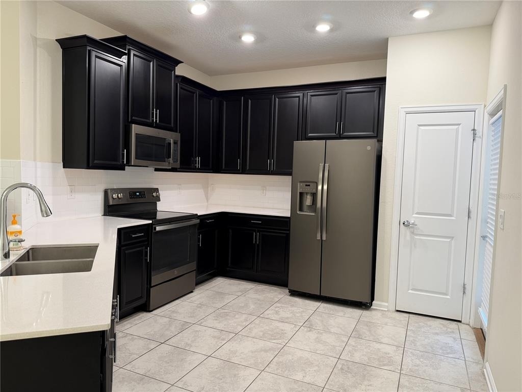 8513 Golf Way - Photo 3