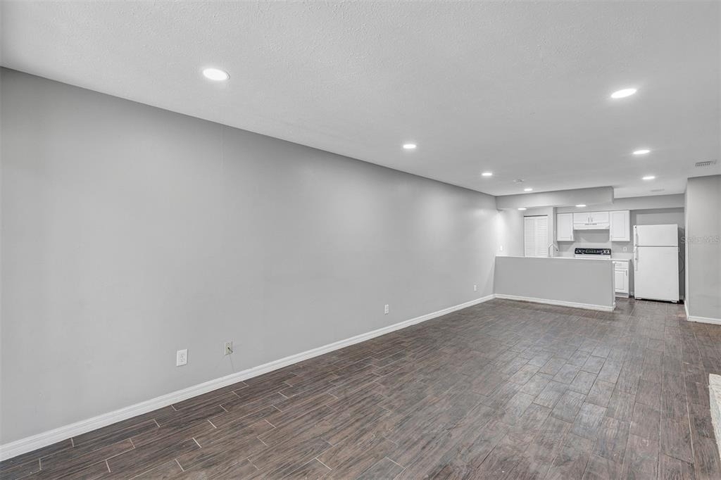 3990 Se 17th Ct - Photo 2
