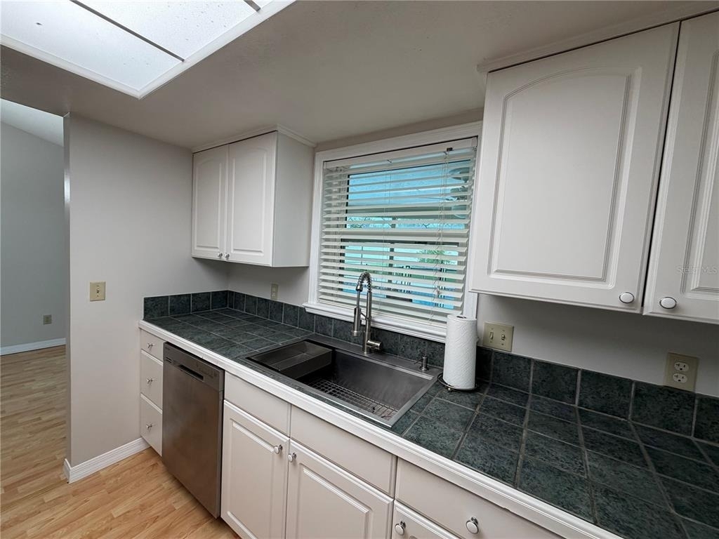 3727 Dunwich Avenue - Photo 6