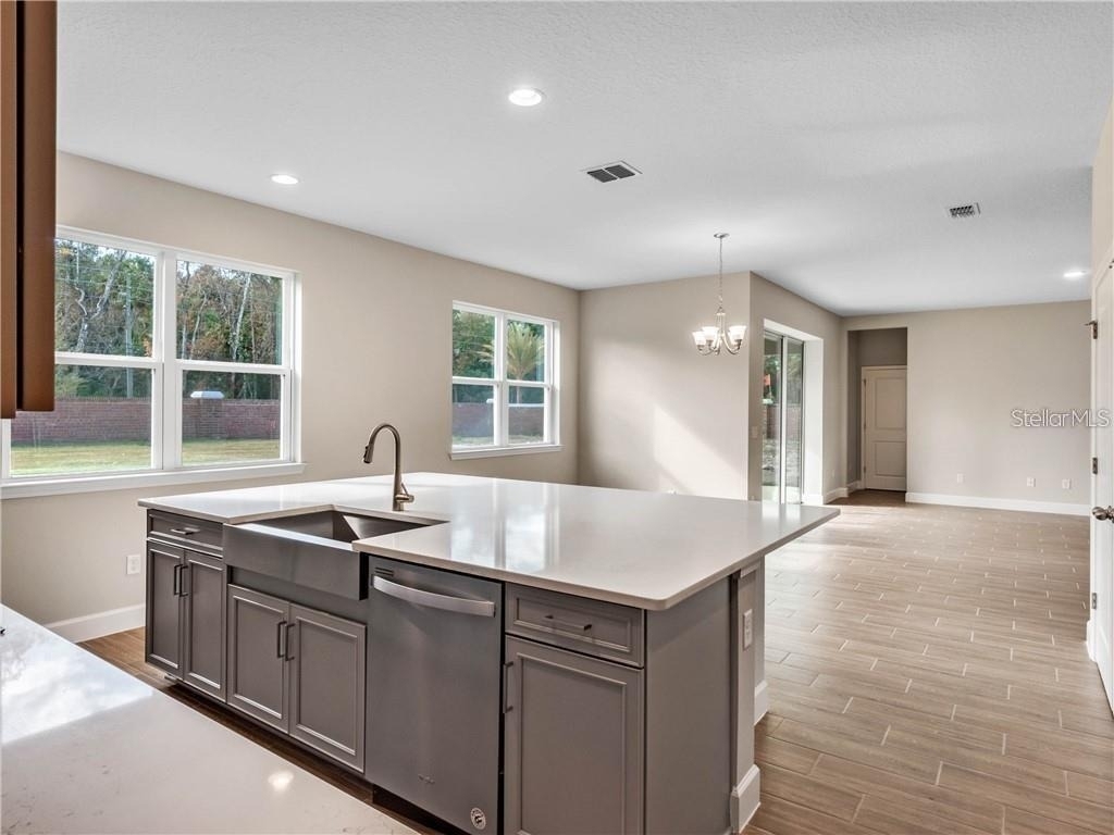 913 Talon Place - Photo 1