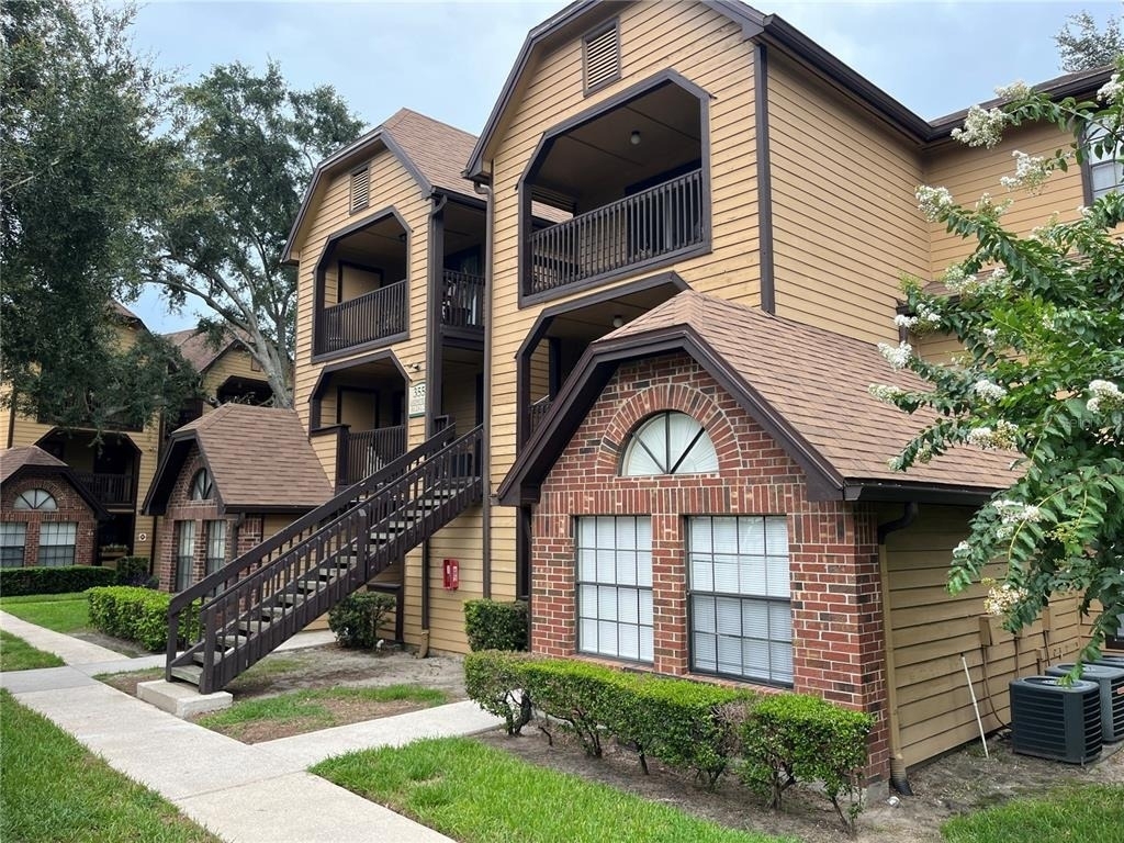 355 Lakepointe Drive - Photo 19