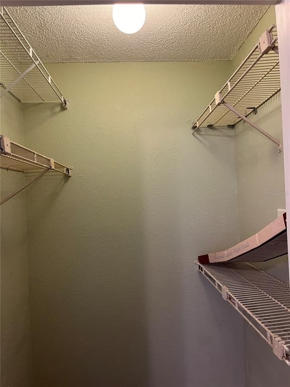 355 Lakepointe Drive - Photo 17