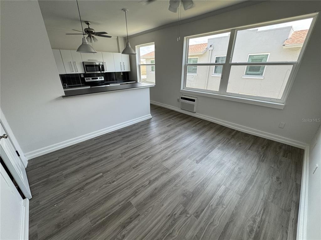 428 Armada Road S - Photo 1
