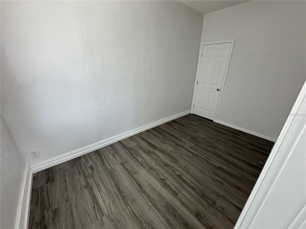 428 Armada Road S - Photo 7