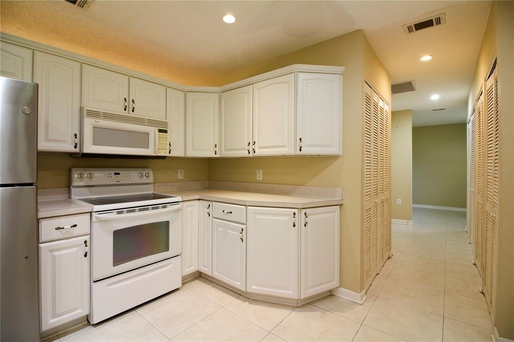 1311 Glenview Lane - Photo 14