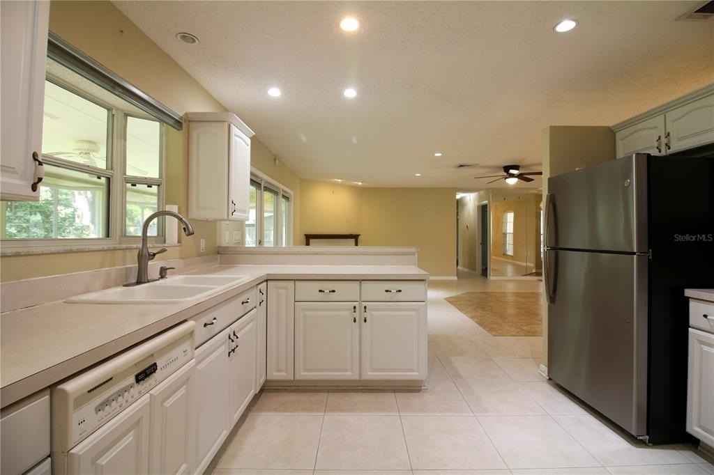 1311 Glenview Lane - Photo 11
