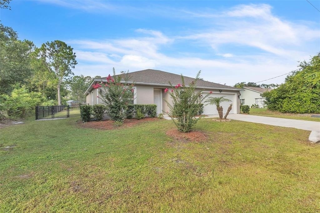 159 Persimmon Drive - Photo 2