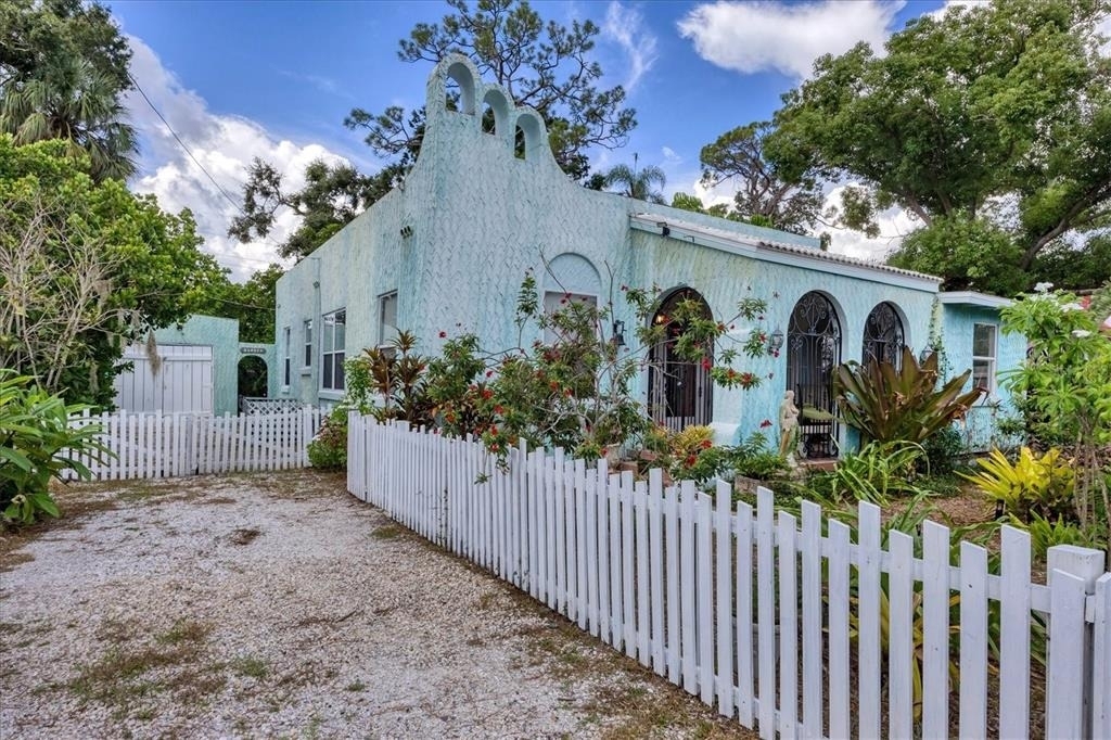 1370 13th Street - Photo 1