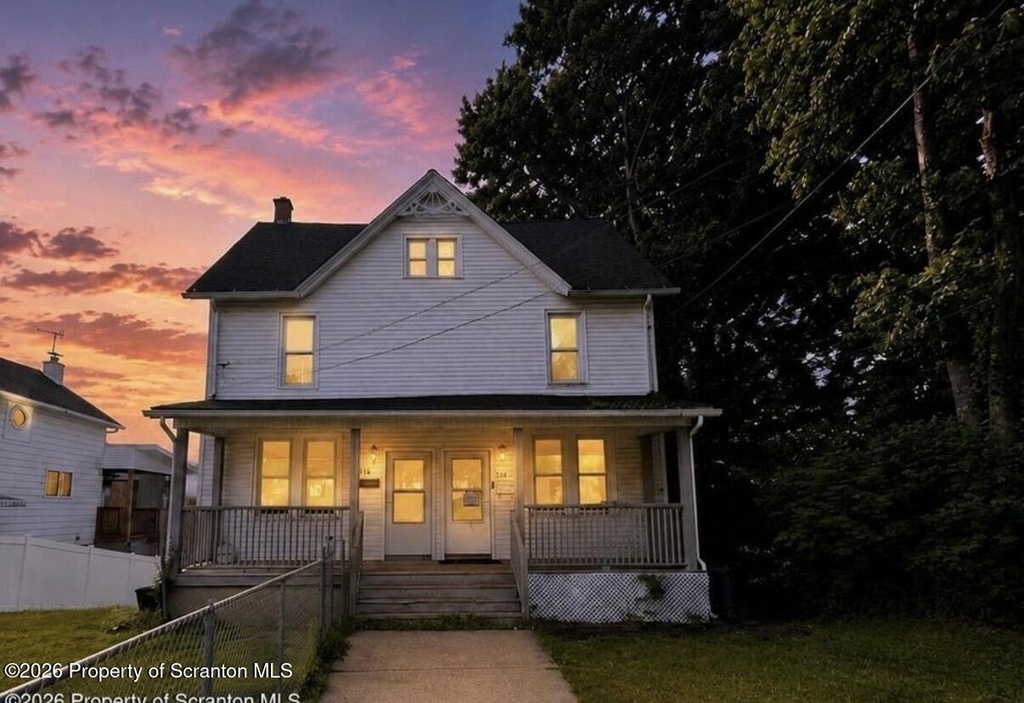 514 4th Street - Photo 3