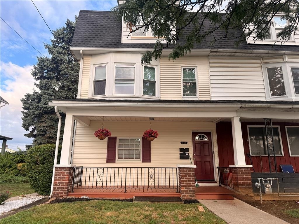 943 Center Street - Photo 21