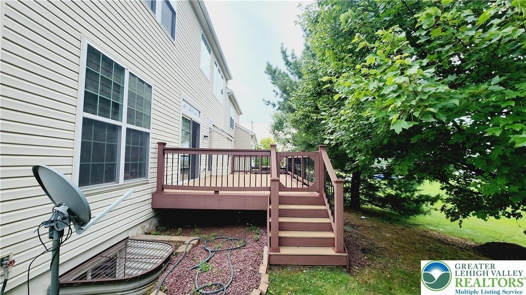 1816 Emerald Drive - Photo 3