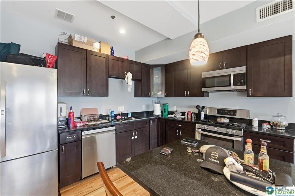 623 Walnut Avenue - Photo 6