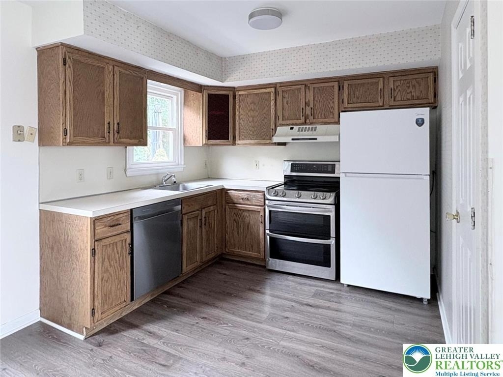 1217 Nelson Street - Photo 3