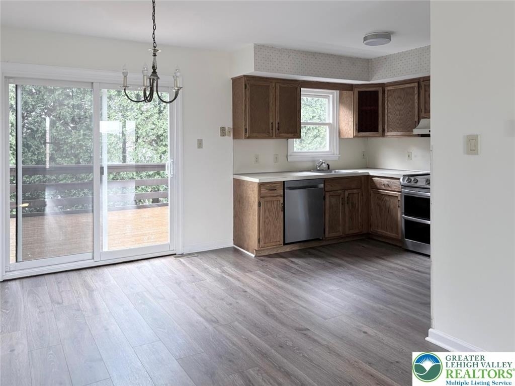 1217 Nelson Street - Photo 4