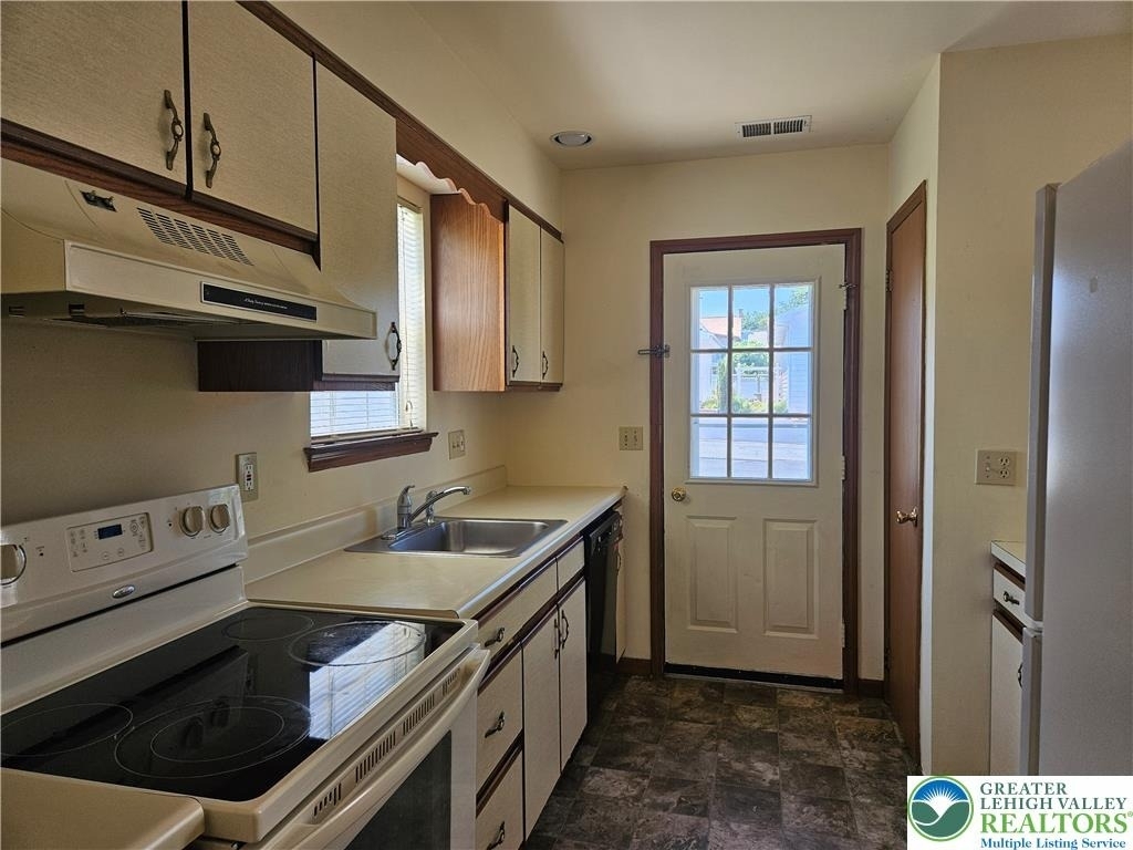 363 Minor Street - Photo 5