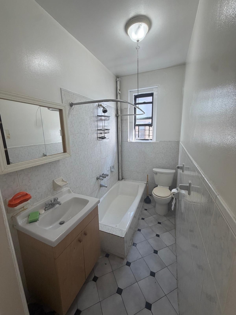 West 179th Street - Photo 1