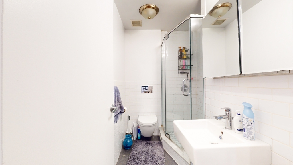 431 East 73rd Street - Photo 6