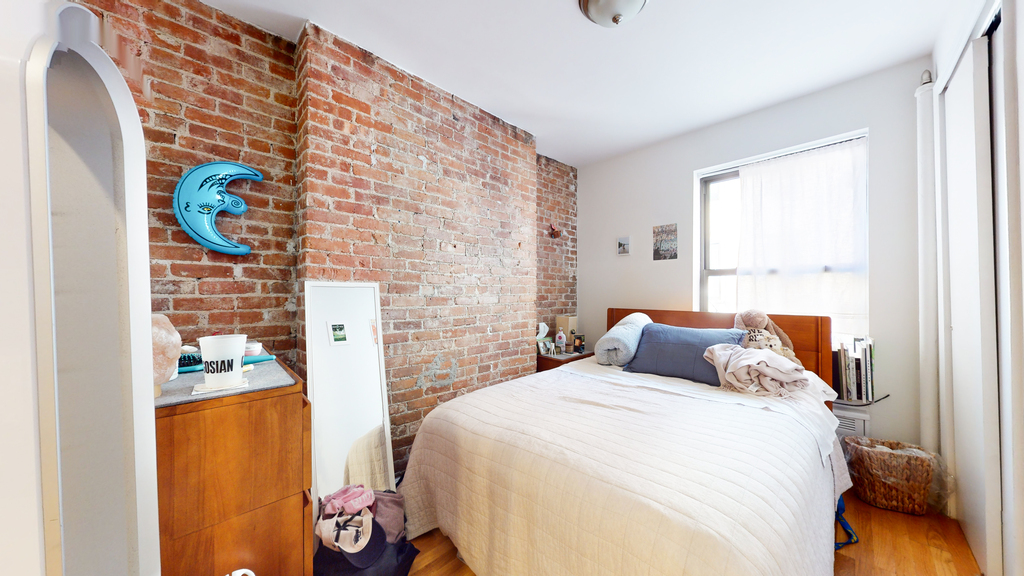 431 East 73rd Street - Photo 3
