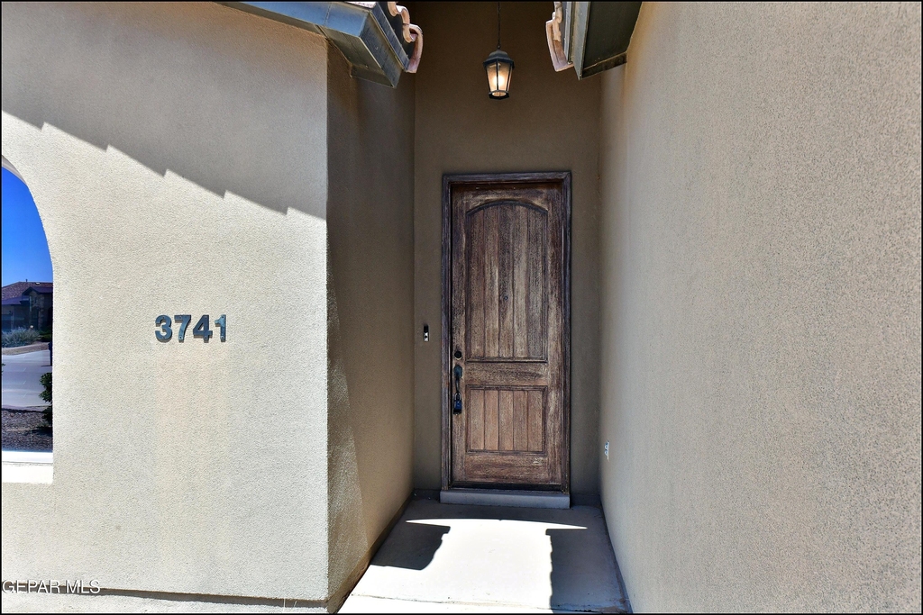 3741 Loma Adriana - Photo 3