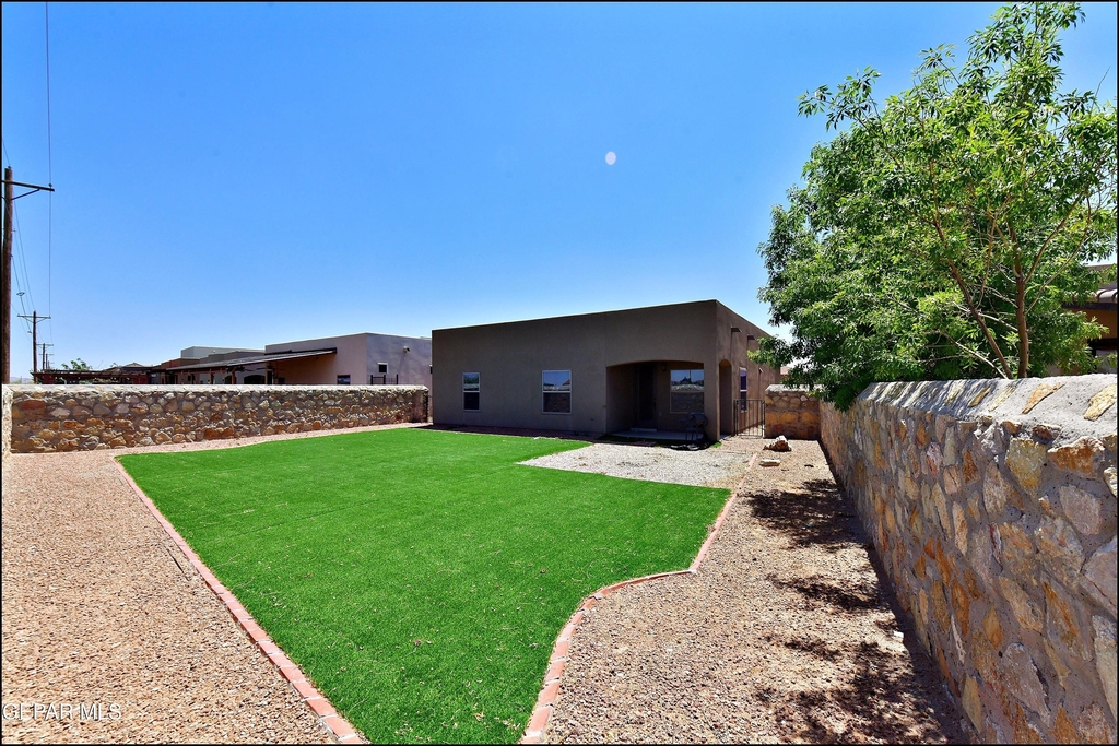 3741 Loma Adriana - Photo 36