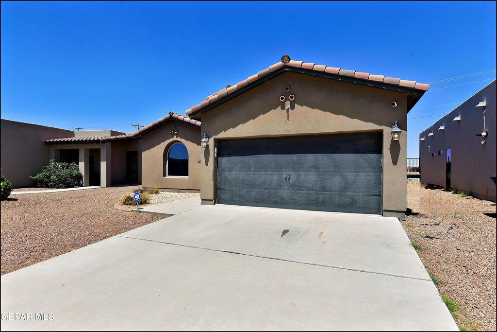 3741 Loma Adriana - Photo 2