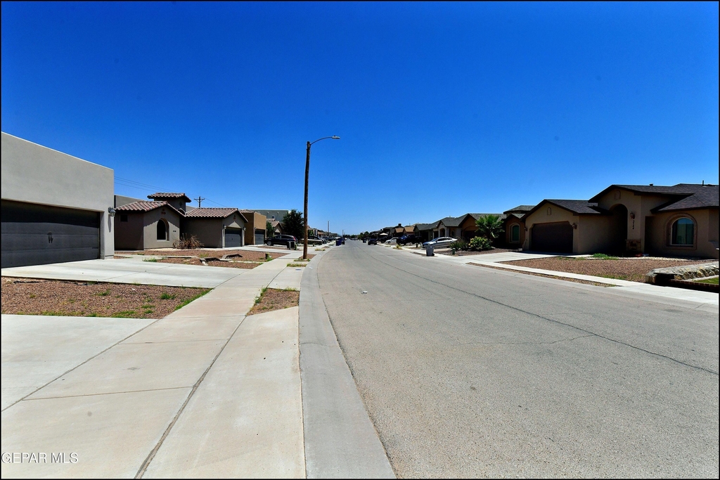 3741 Loma Adriana - Photo 39