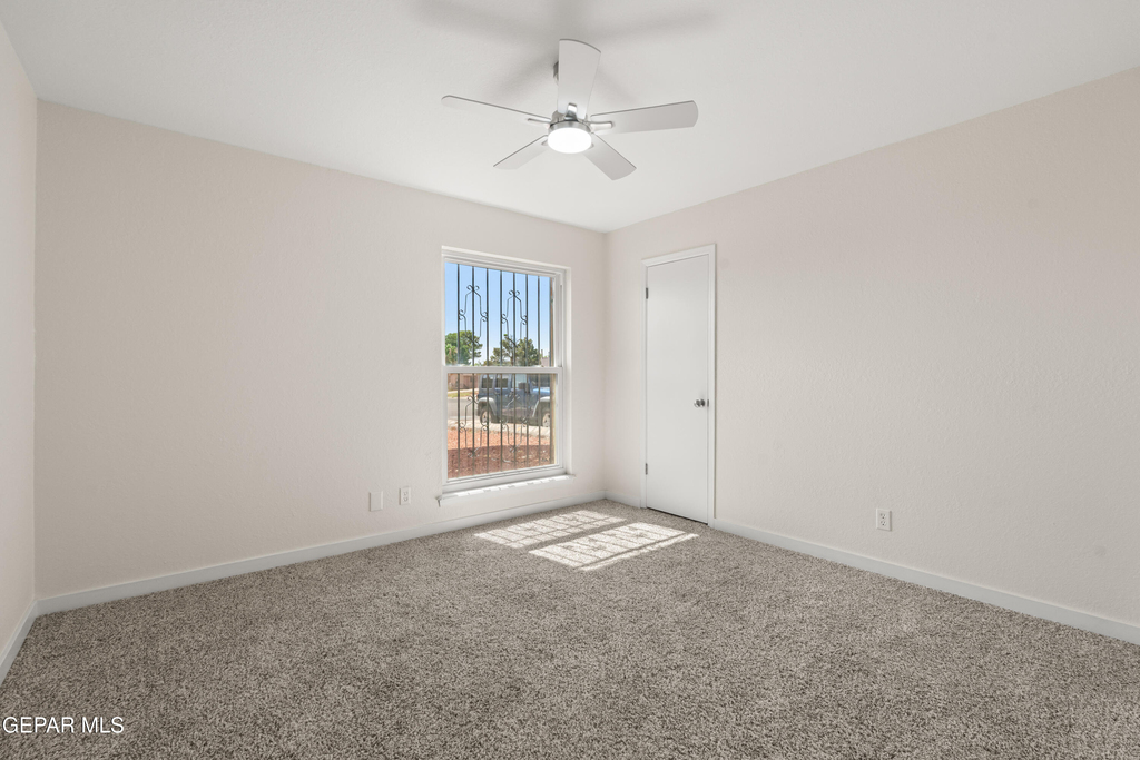 936 Oneida Drive - Photo 9