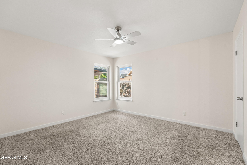 936 Oneida Drive - Photo 16