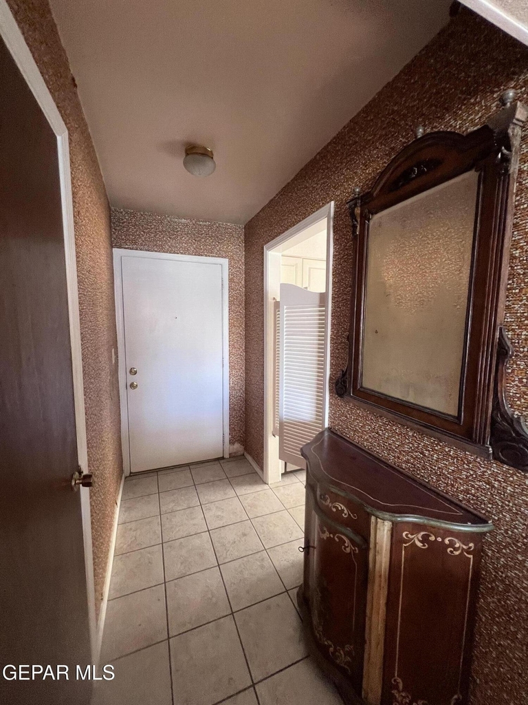 5017 Mc Cormick Lane - Photo 7