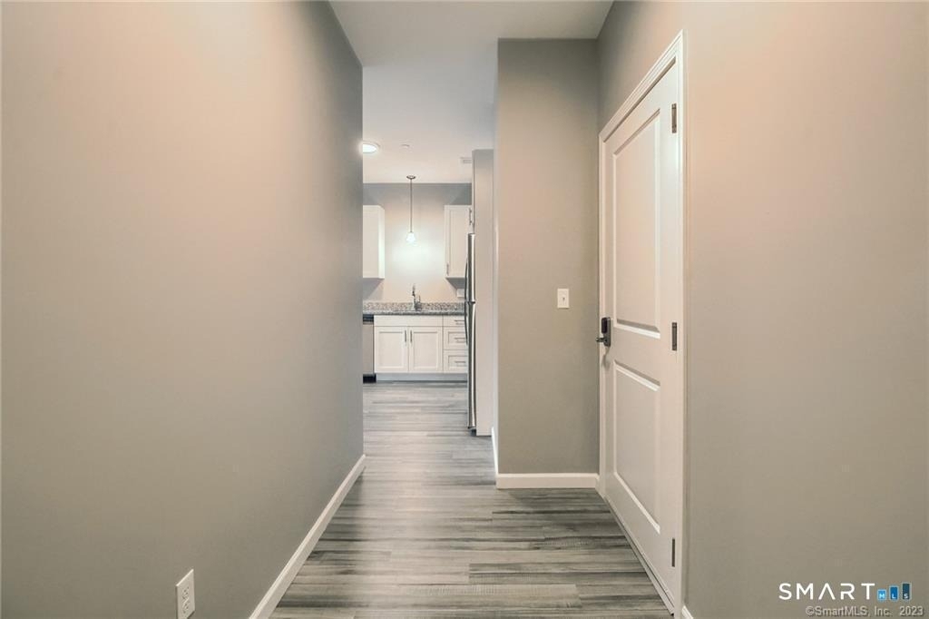 9 Steele Boulevard - Photo 1