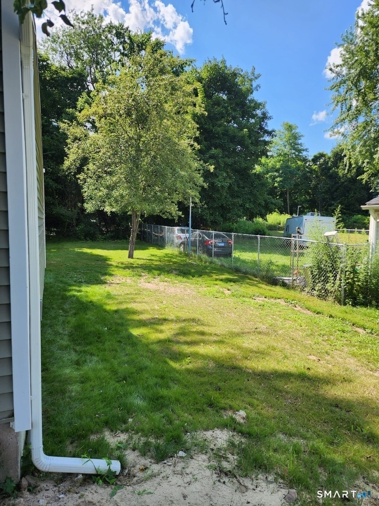 44 Rosewood Avenue - Photo 4
