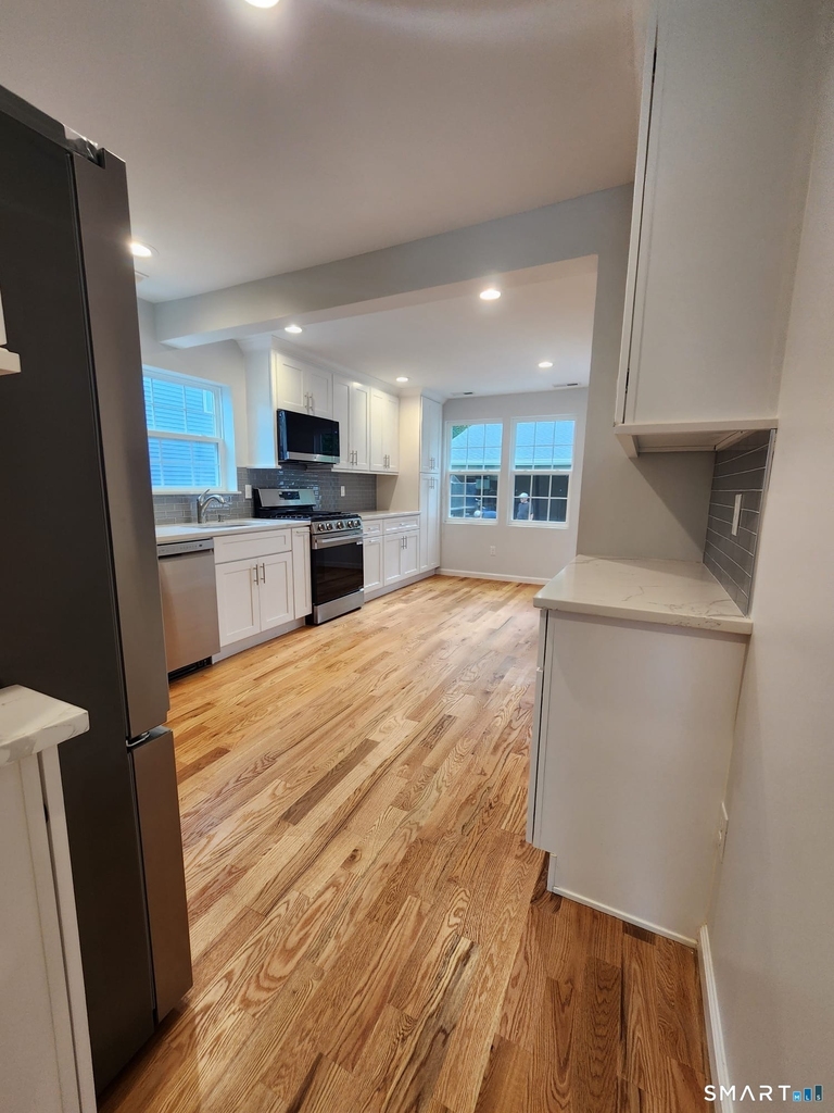 44 Rosewood Avenue - Photo 20
