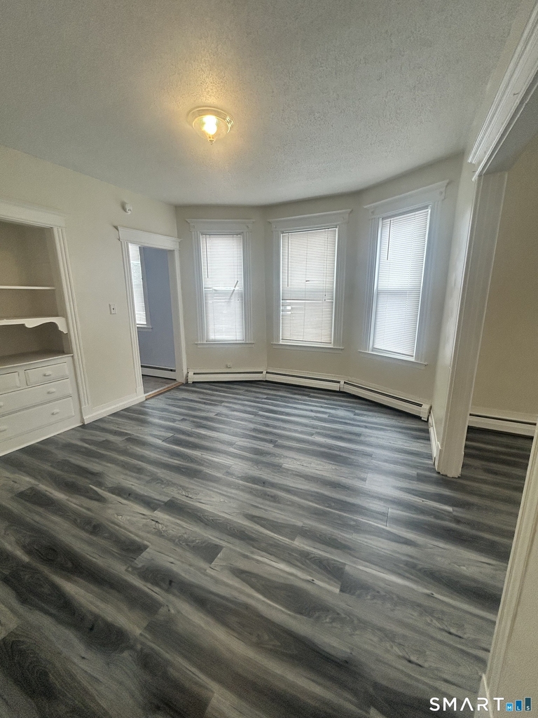 34-36 Barker Street - Photo 5