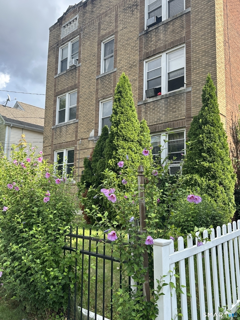 45 School Street - Photo 0