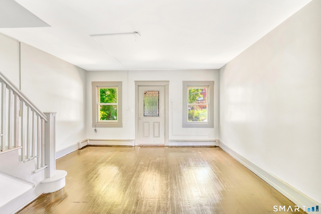 108 Ives Street - Photo 1