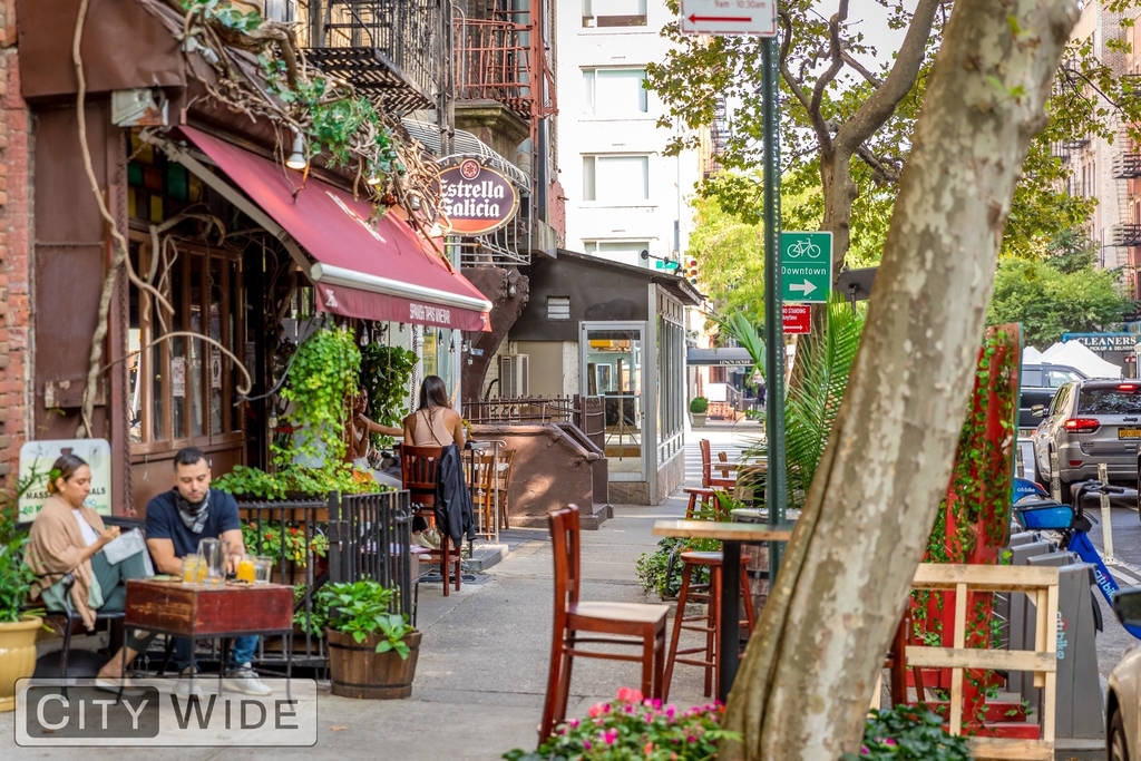 330 East 93rd Street - Photo 8