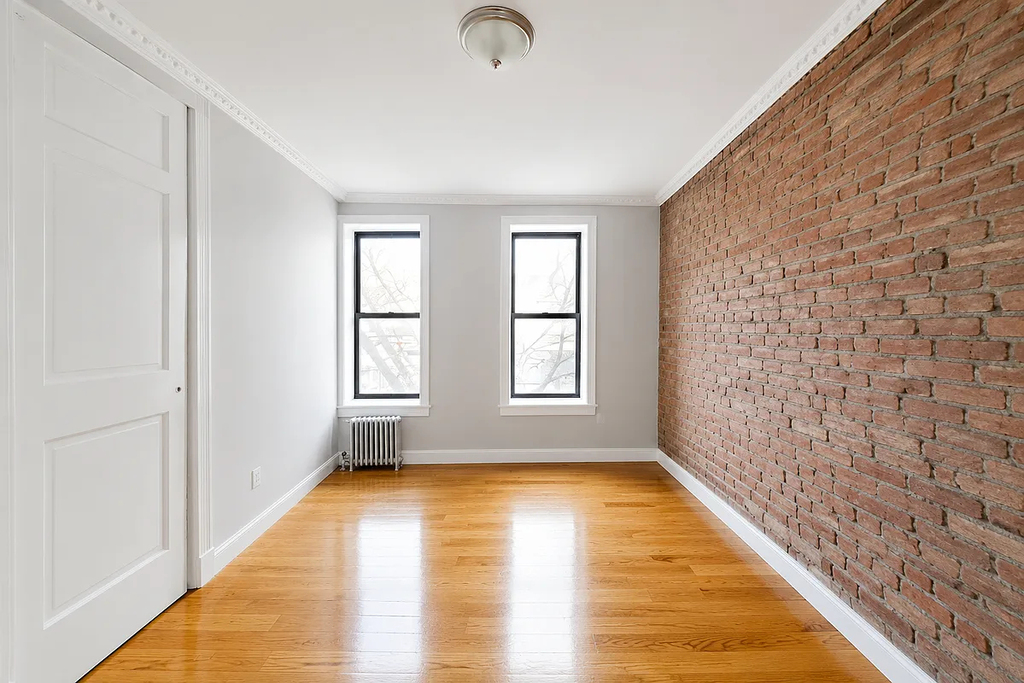 East 100th Street and 1st Avenue  - Photo 4