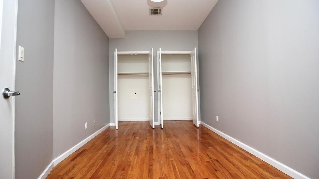 1464 Bushwick Ave - Photo 1