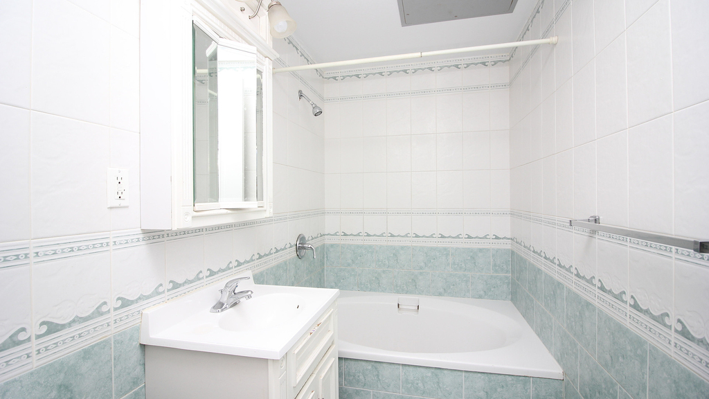 1464 Bushwick Ave - Photo 8