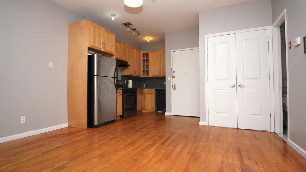 1464 Bushwick Ave - Photo 0